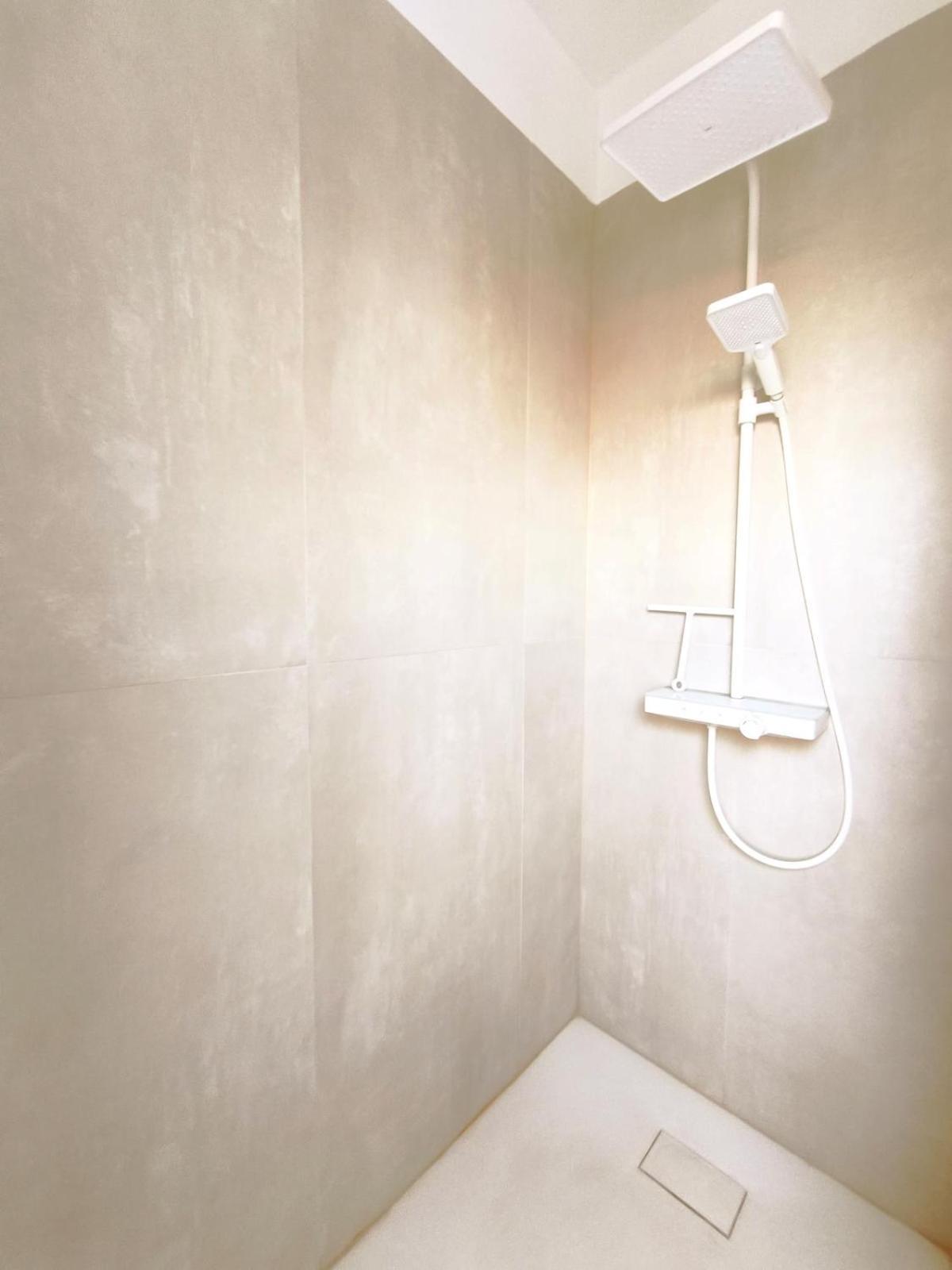 Apartment Maisonette-wohnung In Stadtvilla Mit 3 Sz & Gym& Parkplaetze *